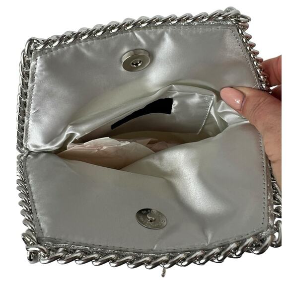 NWT Jessica McClintock Chrissy Silver Curtain Rhinestone Fringe Clutch - Picture 5 of 6